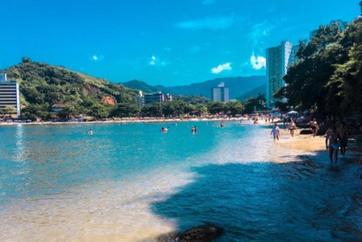 Apartamento Dona Frida Prainha Com Wifi Pe Na Areia Caraguatatuba Bagian luar foto