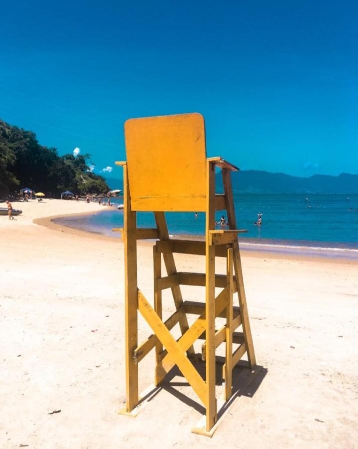 Apartamento Dona Frida Prainha Com Wifi Pe Na Areia Caraguatatuba Bagian luar foto