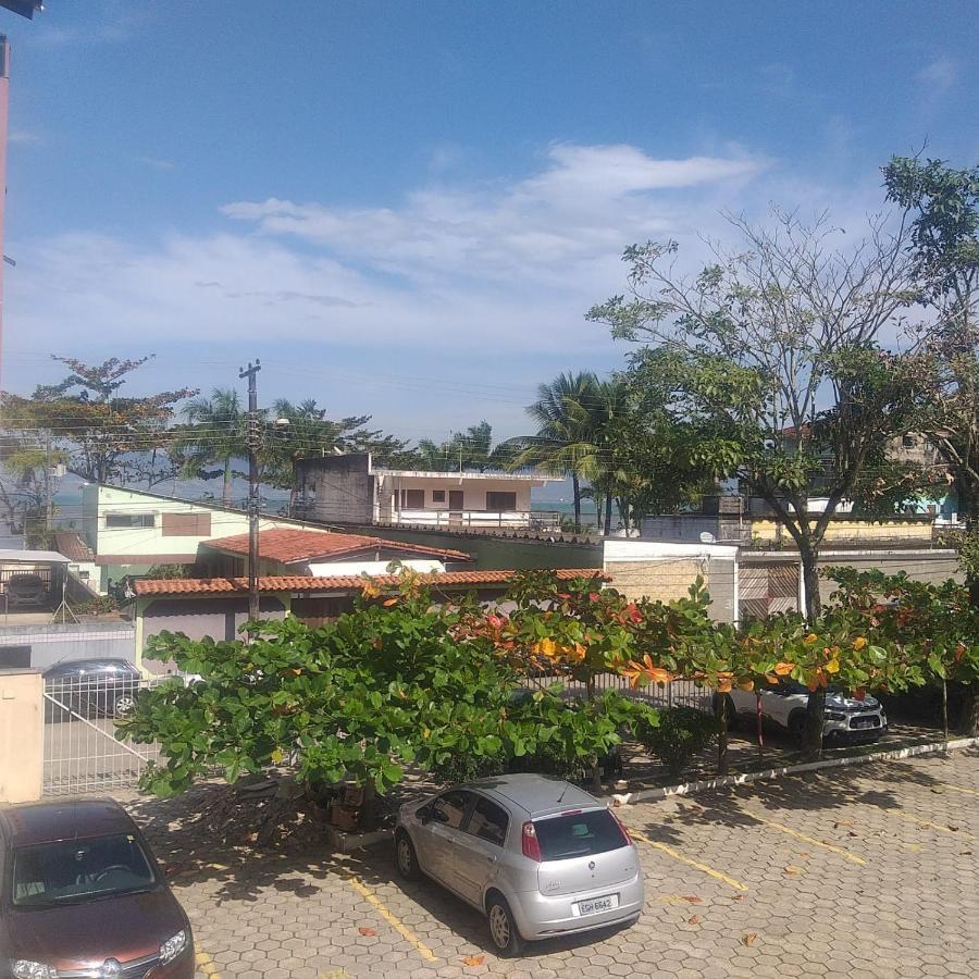 Apartamento Dona Frida Prainha Com Wifi Pe Na Areia Caraguatatuba Bagian luar foto
