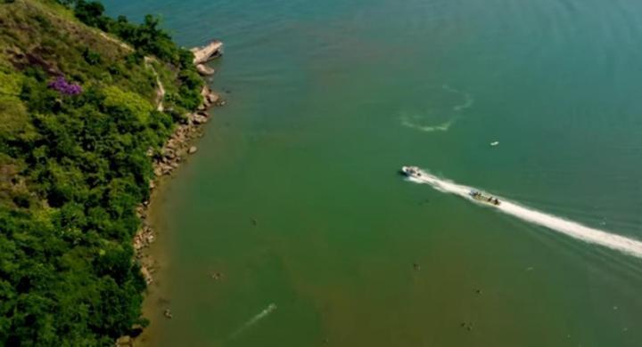 Apartamento Dona Frida Prainha Com Wifi Pe Na Areia Caraguatatuba Bagian luar foto